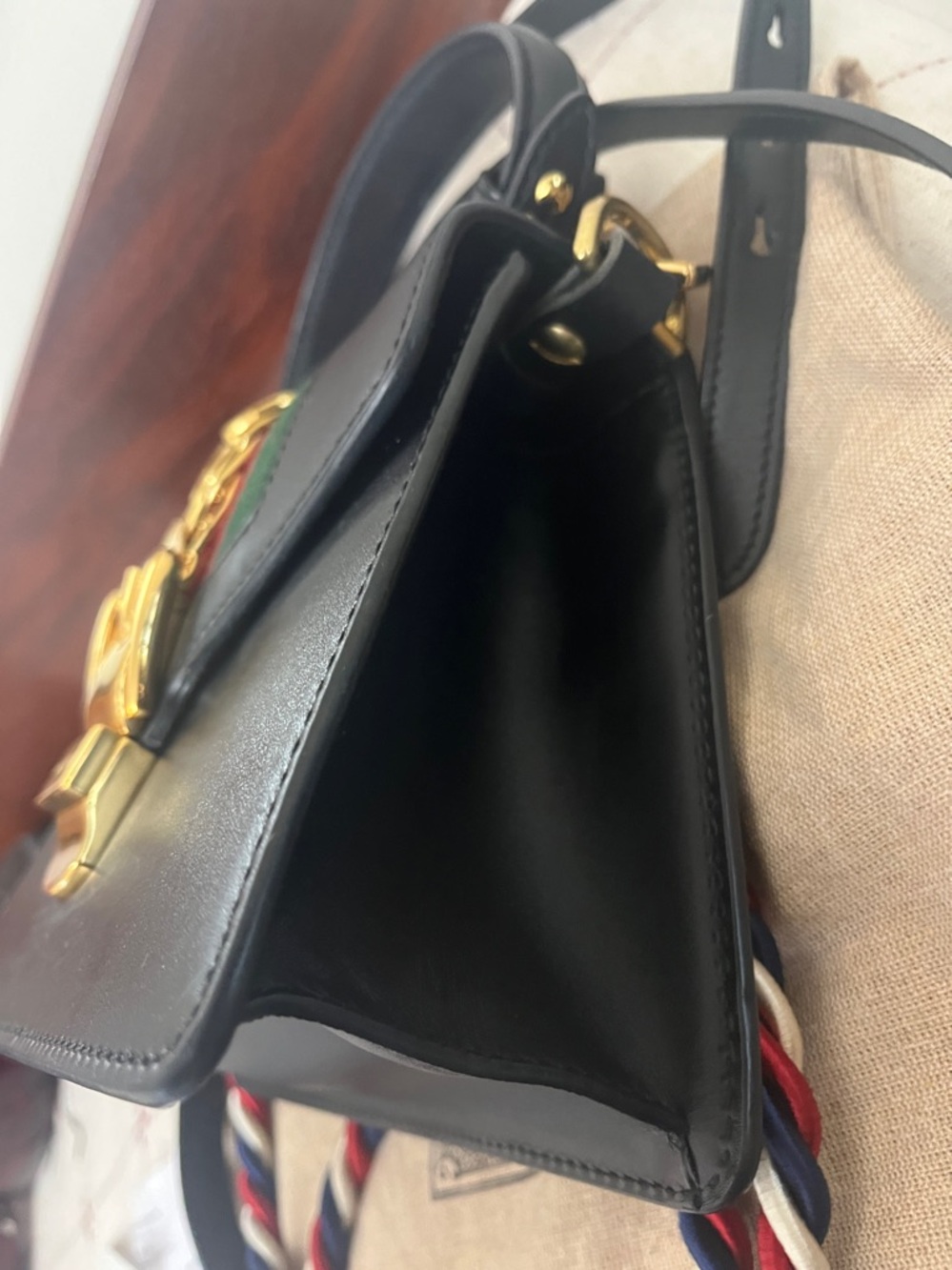 Gucci Sylvie Black Crossbody Top Handle small Bag 2 original straps, dustbag - Picture 7 of 12